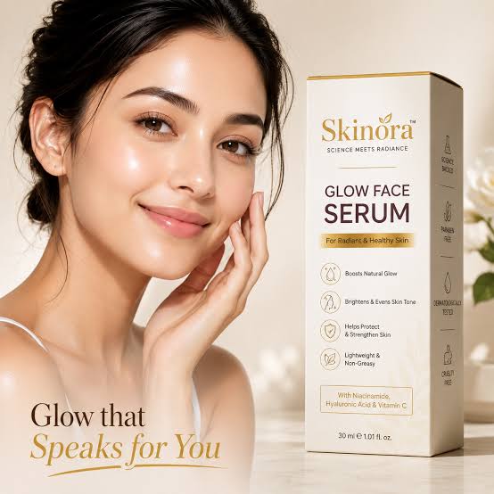 Applying Lumiskin Glow Serum after cleansing helps nourish the skin with concentrated skincare ingredients, leaving the complexion smooth, refreshed, and glowing throughout the day.